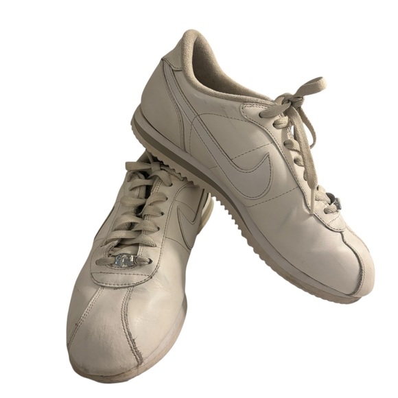 Nike Cortez ‘72 Iconic Unisex White Leather Sneakers Size 8